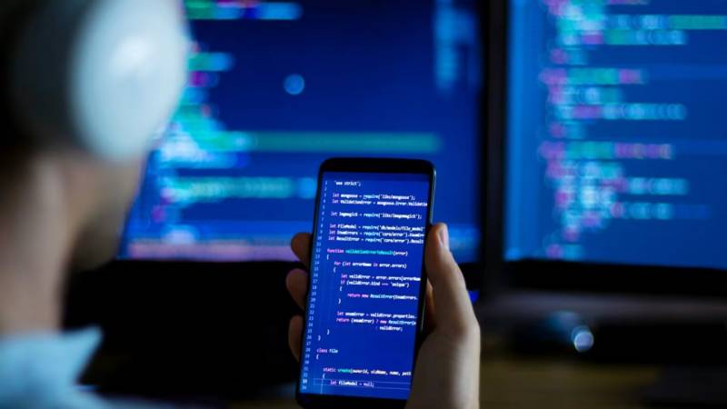 提速增效：Python如何助力吐鲁番小程序开发公司缩短企业应用上市周期？